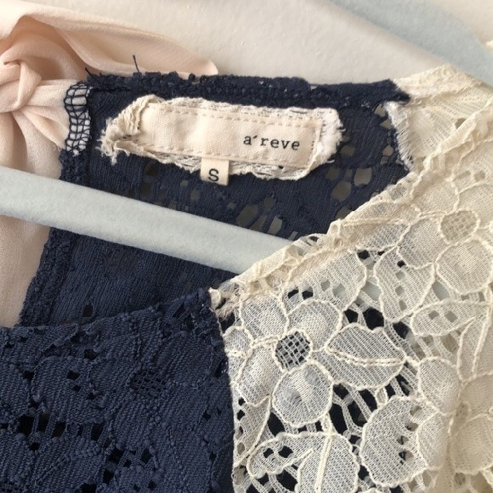 Anthropologie a’reve Lace Top Size Small - Picture 2 of 4